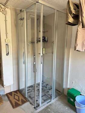 Dusche im Keller - 
