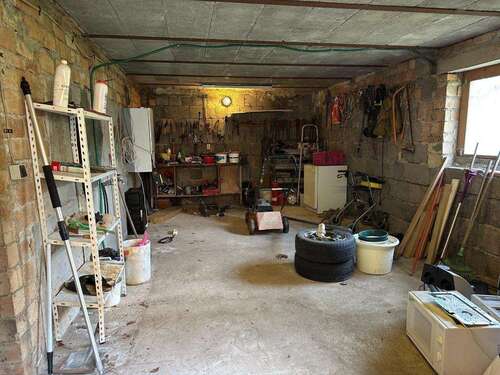 Garage - 