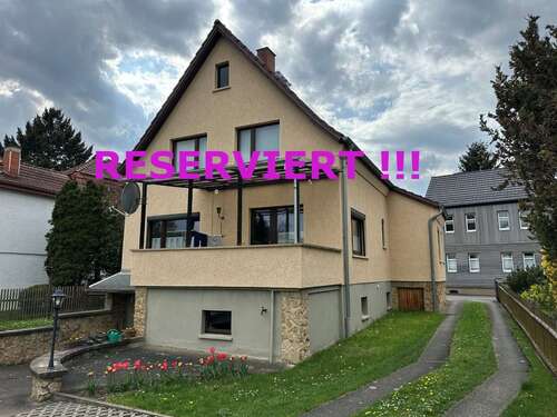 Außenansicht - Teilsaniertes Einfamilienhaus mit großem Grundstück