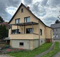 Teilsaniertes Einfamilienhaus mit großem Grundstück - Rudolstadt Teilsaniertes Einfamilienhaus mit großem Grundstück - Rudolstadt