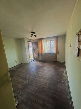 Wohnzimmer Ansicht 1 - 4 Zimmer Doppelhaushälfte in Unterwellenborn