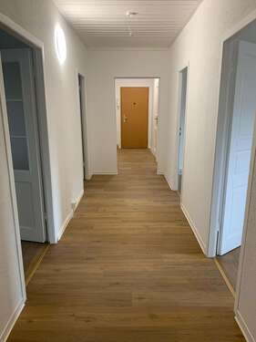 Flur 2 - 5- Zimmerwohnung mit 110,00 m² in Jena zum Kaufen