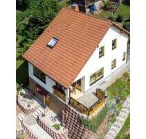 Zwei Häuser auf einem Grundstück – Vielseitigkeit, Platz und Potenzial - Pößneck