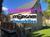 reserv - Saniertes Einfamilienhaus mit zwei Garagen in guter Wohnlage