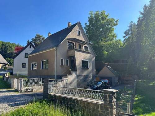 Asicht vorne (1) - 5 Zimmer Einfamilienhaus in Unterwellenborn