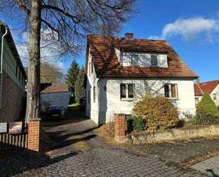 Ein -Zweifamilienhaus mit viel Garten und Nebengelass in Kamsdorf - Unterwellenborn