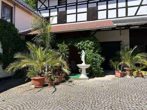 Innenhof (2) - Bauernhaus, Landhaus mit 180,00 m&sup2; in Pößneck zum Kaufen