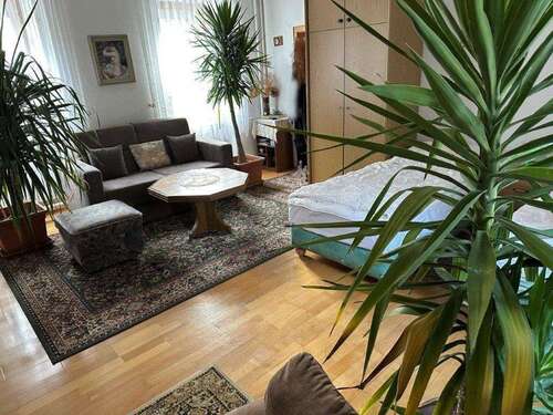 EG (6) - 