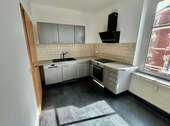 Küche - Schöne 2 Zimmerwohnung mit Balkon und Einbauküche in Zwickau