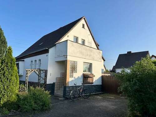 Ansicht - 5 Zimmer Einfamilienhaus zum Kaufen in Rockendorf