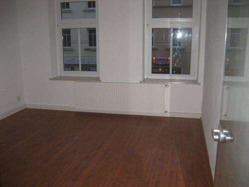 Wohnzimmer - 2 Zimmer Etagenwohnung zur Miete in Gera