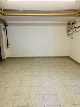 Keller (4) - 