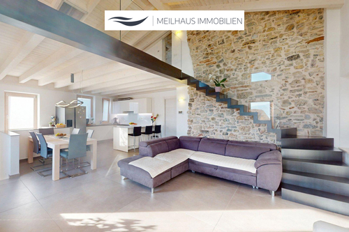 Wohn- Essbereich mit Küche - Stilvolles Einfamilienhaus mit Einliegerwohnung und Blick über den Gardasee TREMOSINE SUL GARDA