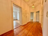 Flur Wohnung - Erdgeschoßwohnung mit 120,00 m&sup2; in Neubrandenburg zum Kaufen