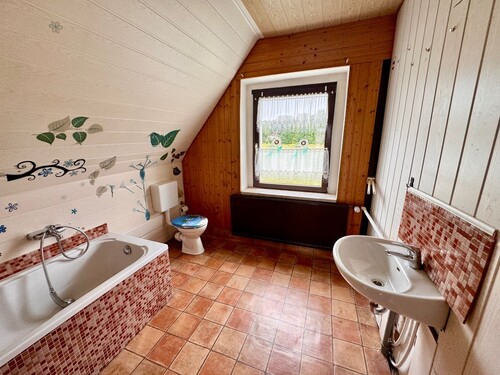 Badezimmer - 5 Zimmer Einfamilienhaus in Ueckermünde