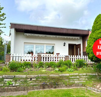 HORN IMMOBILIEN ++ gepflegter Bungalow in ruhiger Lage mit Carport bei Neubrandenburg - Riepke/Cammin