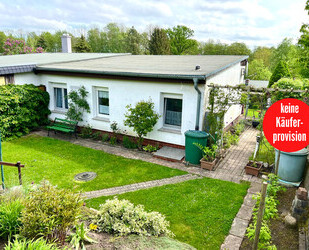 HORN IMMOBILIEN ++ idyllischer Bungalow in ruhiger Lage bei Neubrandenburg - Riepke/Cammin