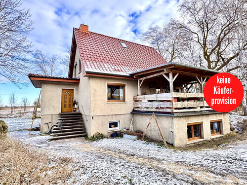 Einfamilienhaus in Pasewalk - HORN IMMOBILIEN ++ gemütliches Zuhause mit großem Grundstück