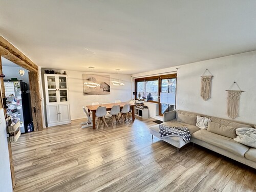 Wohnzimmer - 4 Zimmer Einfamilienhaus in Pasewalk