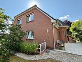 Giebelseite - Einfamilienhaus mit 220,00 m&sup2; in Neuendorf zum Kaufen