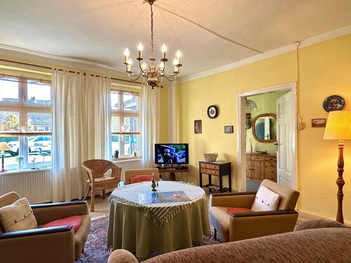 Wohnzimmer - 4 Zimmer Doppelhaushälfte zum Kaufen in Wilhelmsburg