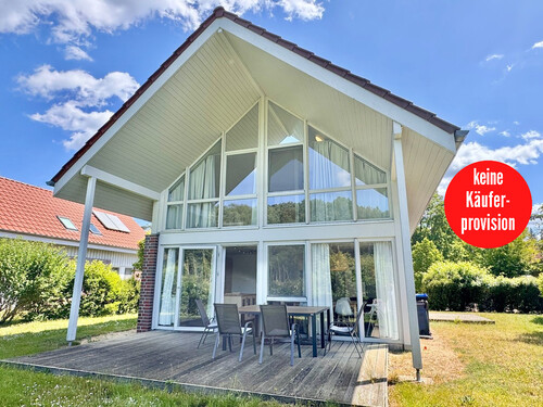 PHOTO-2025-05-31-19-36-36 4 - HORN IMMOBILIEN ++ Röbel an der Müritz Ferienhaus mit Kamin, Sauna und Einbauküche in Randlage