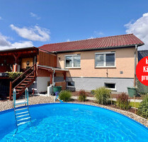 HORN IMMOBILIEN ++ Altentreptow, Haus mit Garage, Doppelcarport, Pool und Einbauküche
