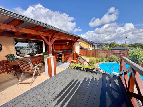 Terrasse - Einfamilienhaus mit 110,00 m² in Altentreptow zum Kaufen