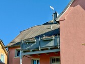 Balkon von außen - 4 Zimmer Dachgeschoßwohnung in Neubrandenburg