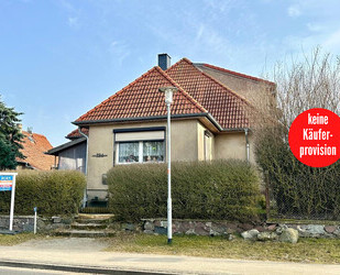 HORN IMMOBILIEN ++RESERVIERT! Doppelhaushälfte mit großem Grundstück in Burg Stargard Quastenberg