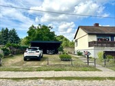 Zufahrt und Doppelcarport - 
