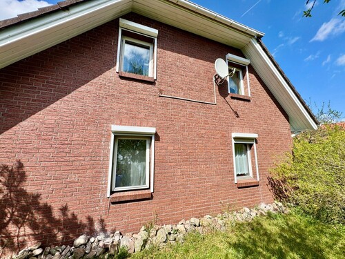 Giebelseite - 4 Zimmer Einfamilienhaus zum Kaufen in Warlin