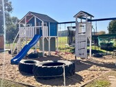 großer Kinderspielplatz - 