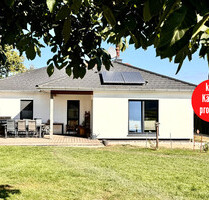 HORN IMMOBILIEN ++ Einfamilienhaus im Bungalowstil in Rossow bei Pasewalk, Energieklasse A, Bj. 2017