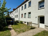 Vorgarten - 3 Zimmer Etagenwohnung in Neubrandenburg