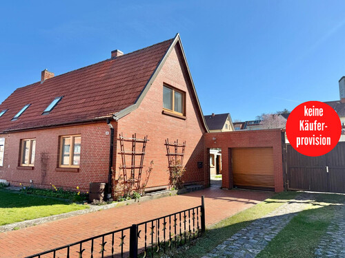 Doppelhaushälfte - HORN IMMOBILIEN++ Neubrandenburg, Doppelhaushälfte mit Keller, Garage und Nebengelass
