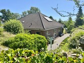 obere Terrasse mit Blick zum Haus - 4 Zimmer Einfamilienhaus zum Kaufen in Burg Stargard