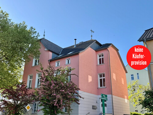 große Eigentumswohnung im DG - HORN IMMOBILIEN ++ Neubrandenburg, große Maisonette Eigentumswohnung im DG mit Kamin, 2 Stellplätzen und Keller