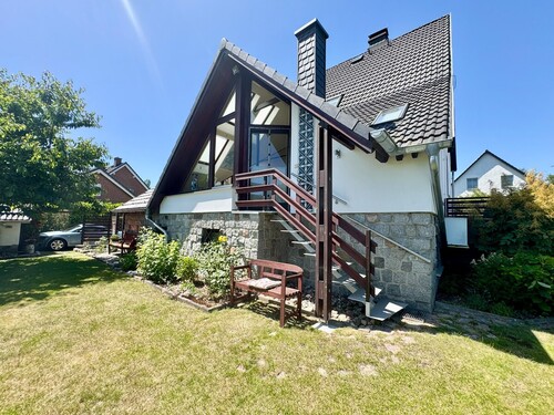 Hausansicht vom Grundstück - 4 Zimmer Einfamilienhaus zum Kaufen in Strasburg
