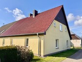 Hausansicht - 3 Zimmer Doppelhaushälfte zum Kaufen in Strasburg