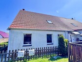 Hausansicht - 3 Zimmer Doppelhaushälfte zum Kaufen in Gartz (Oder) / Hohenreinkendorf