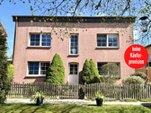 Hausansicht - HORN IMMOBILIEN ++ modernes Einfamilienhaus mit idyllischem Grundstück in Blumenhagen bei Pasewalk