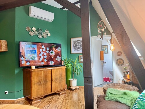 2. Wohnzimmer mit Klimaanlage - 