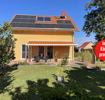 HORN IMMOBILIEN ++ modernes Einfamilienhaus mit Photovoltaikanlage, Garage und Terrasse in Torgelow