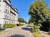 Zufahrtsstraße - Mehrfamilienhaus, Wohnhaus in Neustrelitz