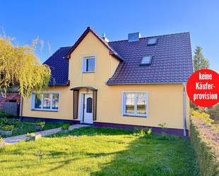 HORN IMMOBILIEN++Einfamilienhaus in Pasewalk mit Einbauküche, Kamin und viel Platz für Ihre Familie!