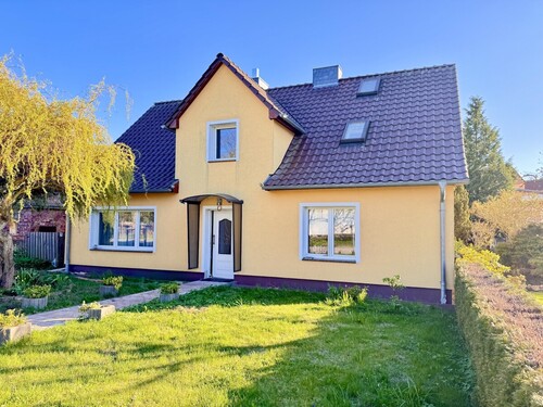 Hausansicht - 5 Zimmer Einfamilienhaus zum Kaufen in Pasewalk