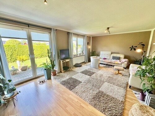 Wohnzimmer - 3 Zimmer Bungalow zum Kaufen in Chemnitz