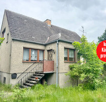 HORN IMMOBILIEN ++ großes Haus 7 Zimmer, mit großem Grundstück in Altentreptow, sanierungsbedürftig