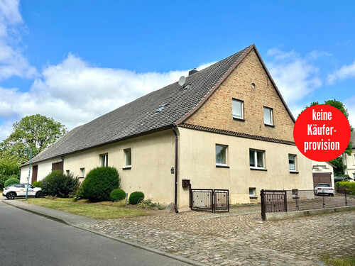 Hausansicht - HORN IMMOBILIEN ++ ehemaliges Gründerhaus mit großem Grundstück, Milow bei Strasburg